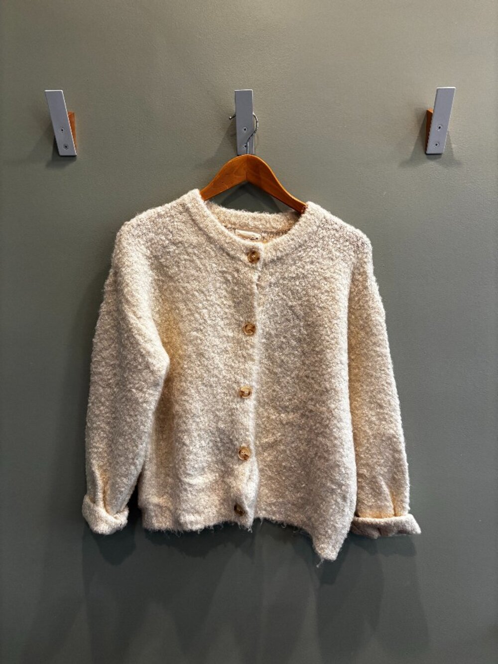 Easy Clothes Cardigan